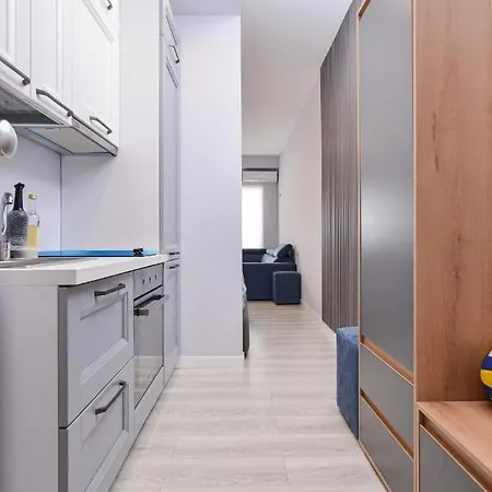 Promenade Sea View Appt. Q. Size Bed & Sofa W/bed Apartamento