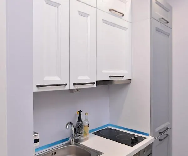 Appartamento Promenade Sea View Appt. Q. Size Bed & Sofa W/bed Vlorë