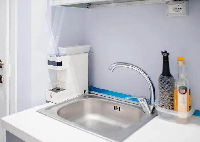 Promenade Sea View Appt. Q. Size Bed & Sofa W/bed Appartamento Vlorë