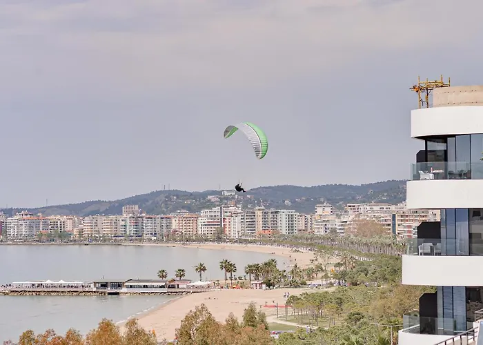 Promenade Sea View Appt. Q. Size Bed & Sofa W/bed Vlorë